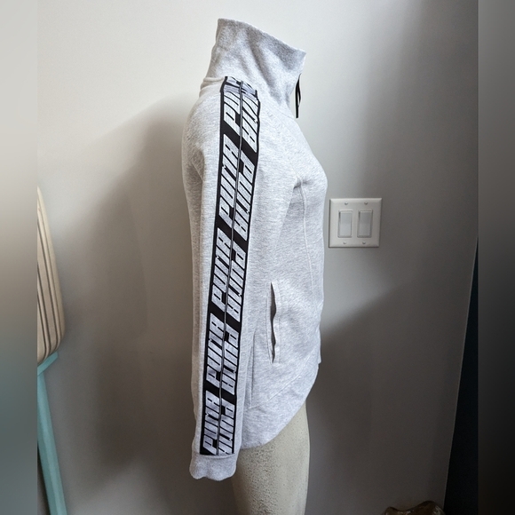 Puma zip up track jacket New without tags Ladies XS - Picture 3 of 12